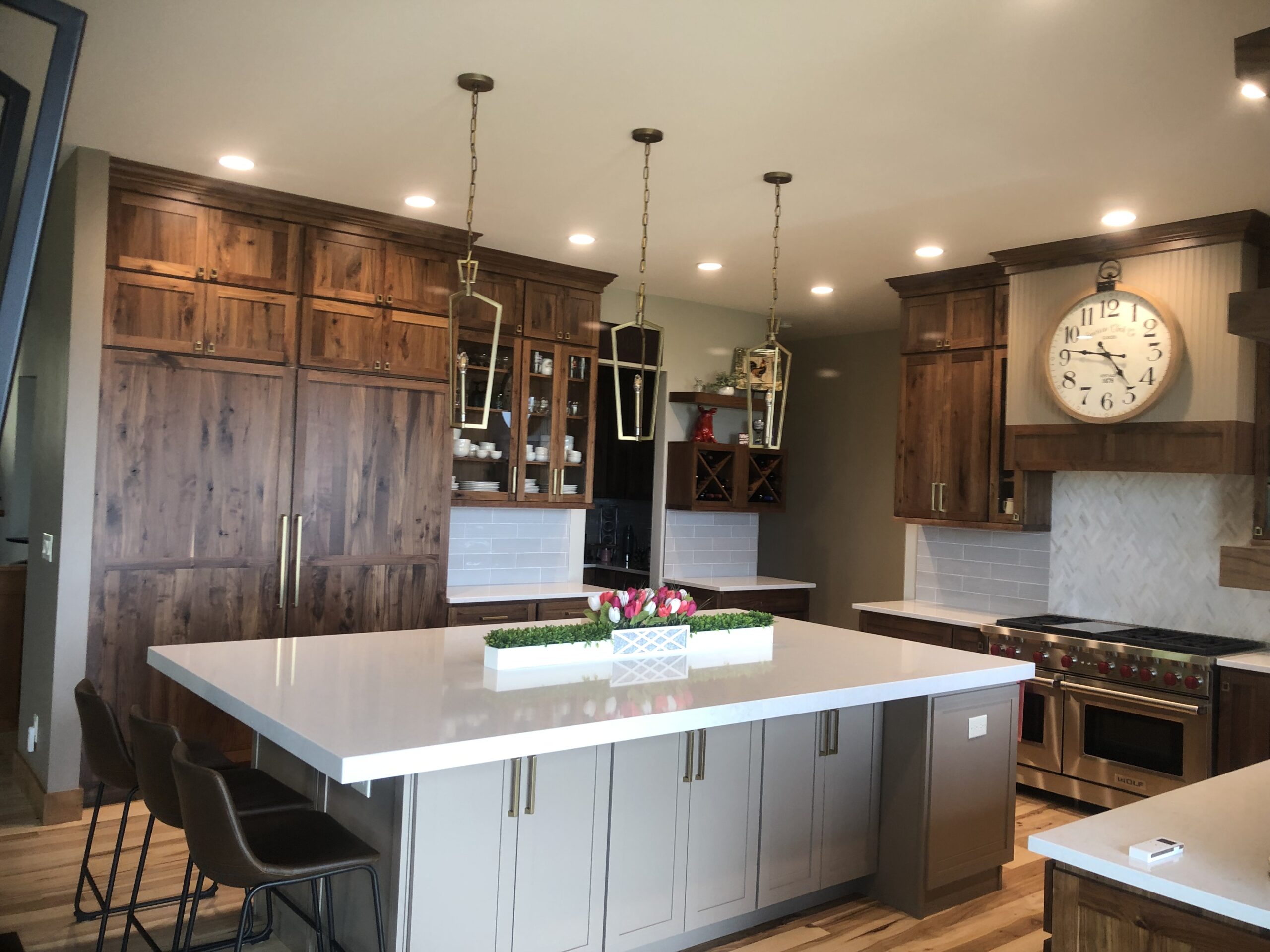 Full Kitchen Cabinet Design & Installation