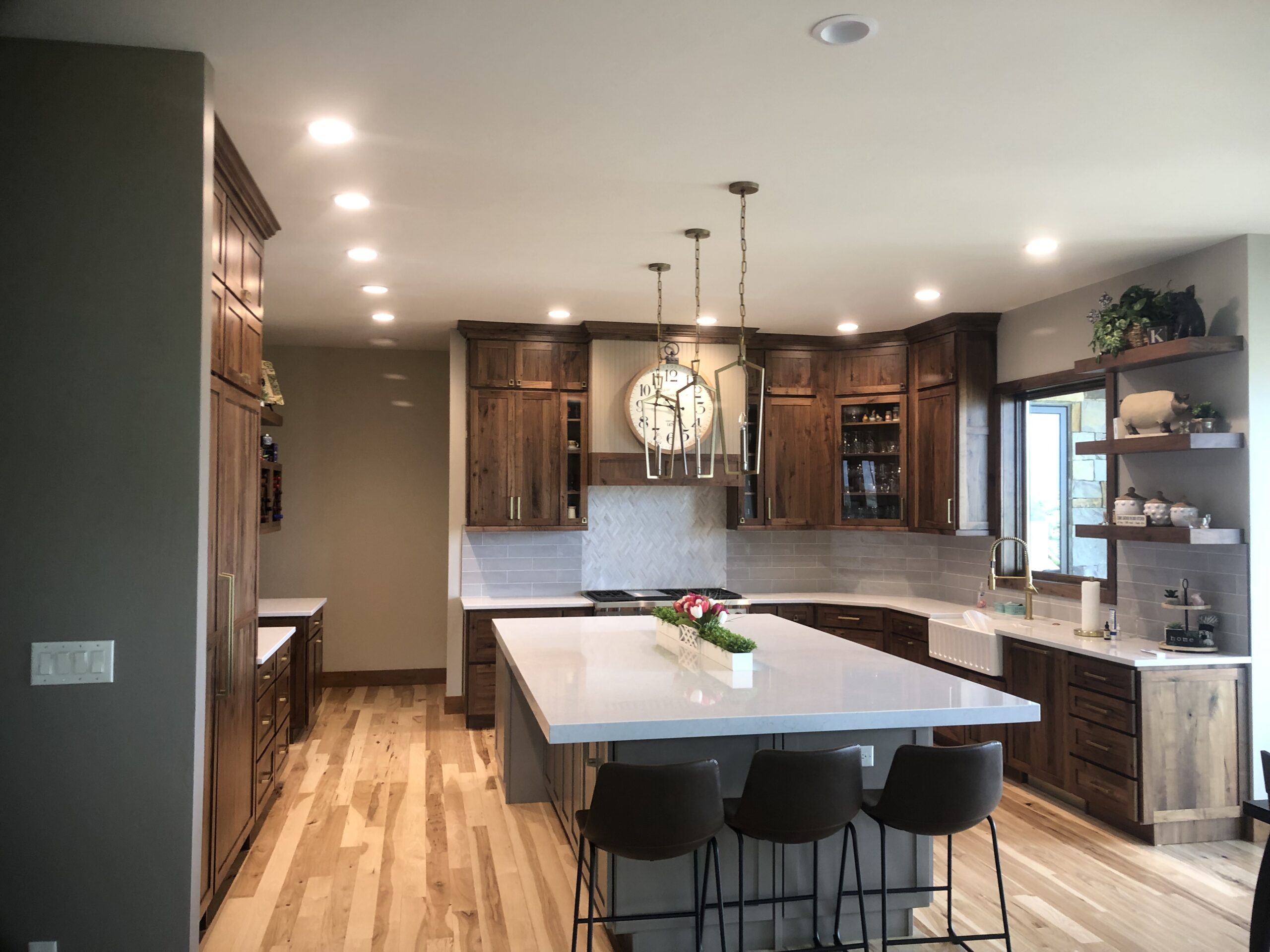 Custom dark wood kitchen by KCL
